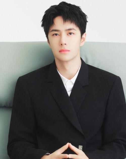 娛樂吃瓜男星推薦老婆,男星心選賢妻，揭秘明星夫妻甜蜜日常