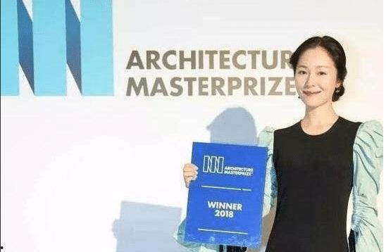 娛樂吃瓜人設(shè)崩塌小說,從娛樂明星到吃瓜群眾的逆襲之路