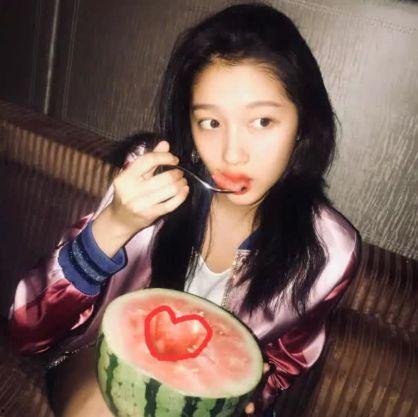 關(guān)曉彤娛樂吃瓜圖片大全,盤點那些讓人捧腹大笑的幕后花絮