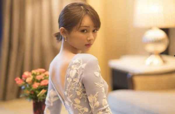 楊紫吃瓜娛樂(lè)圈八卦,娛樂(lè)圈八卦背后的真相