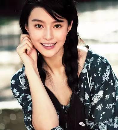 娛樂圈十大明星吃瓜,揭秘明星背后的故事與爭議