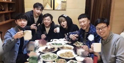 娛樂吃瓜全集播放,揭秘娛樂圈幕后真相，帶你領略明星們的真實生活