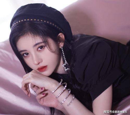 娛樂圈吃瓜鞠婧祎圖片大全,圖片全景呈現(xiàn)女神魅力瞬間”