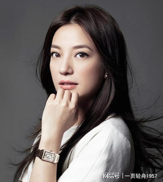 娛樂吃瓜丫趙薇,娛樂圈的“吃瓜”女王，揭秘幕后故事